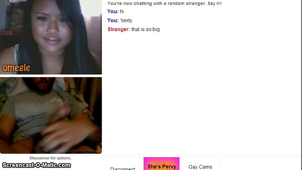 یک بلوند سایز بزرگ کون گنده مامان و سایز بزرگ روی یک هکر سخت بزرگ نشسته است